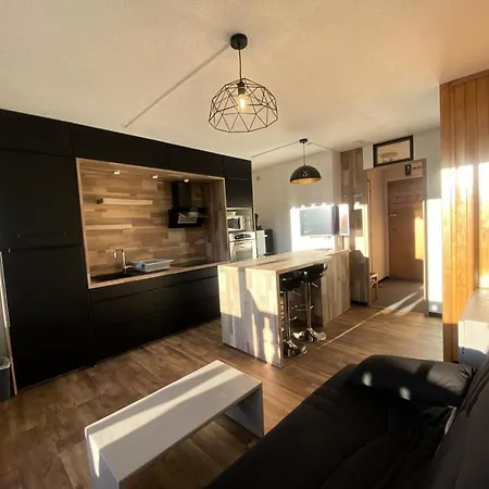 Apartment Neves - Location: Magnifique Pour 4 Dans Quartier Anime Mae-3794 *